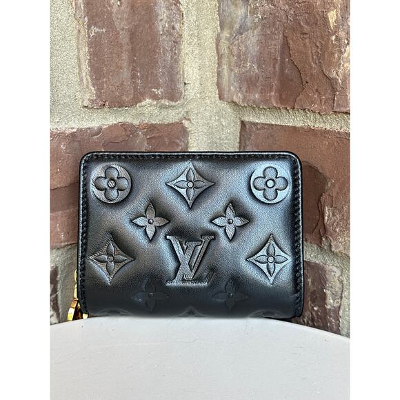 Louis Vuitton Coussin Lou Wallet Monogram Embossed Lambskin 54123 - Picture 1 of 9
